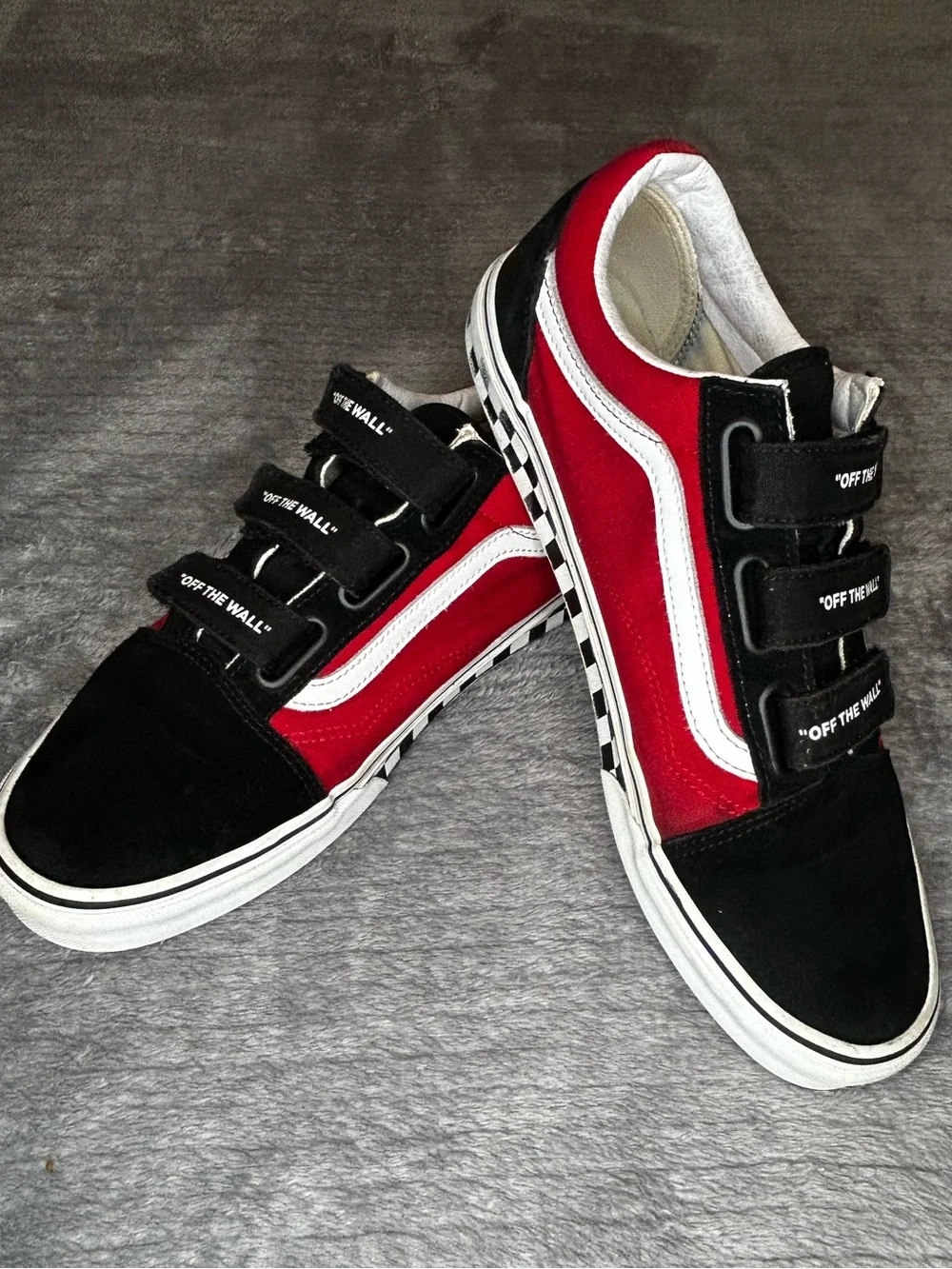 VANS Old Skool “Off The Wall” V Strap Black/Red/White/Checkered - Men's Size 11